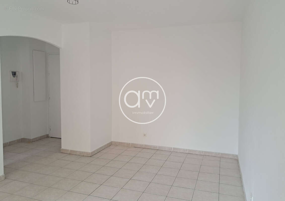 Appartement à HYERES