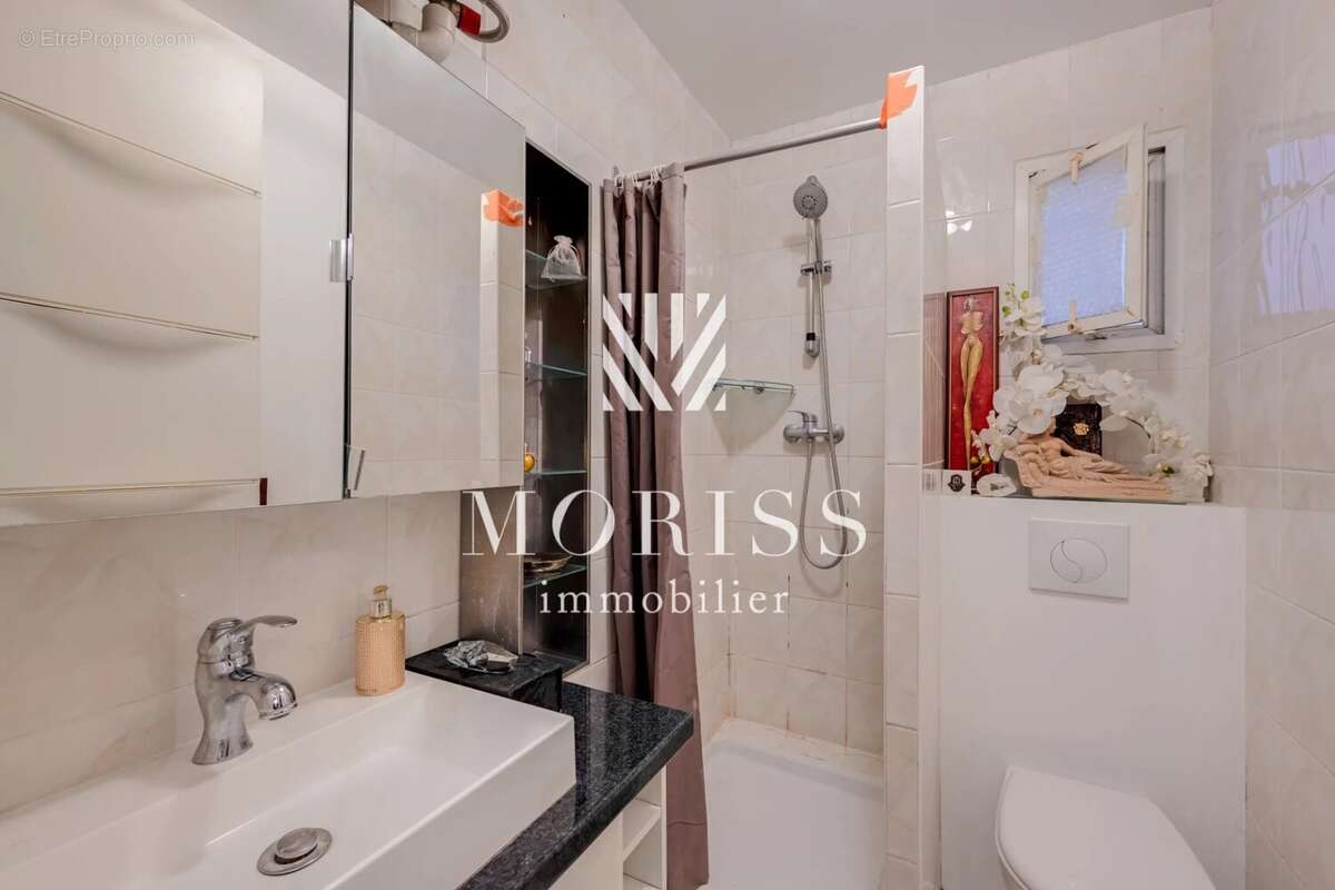 Appartement à PARIS-17E