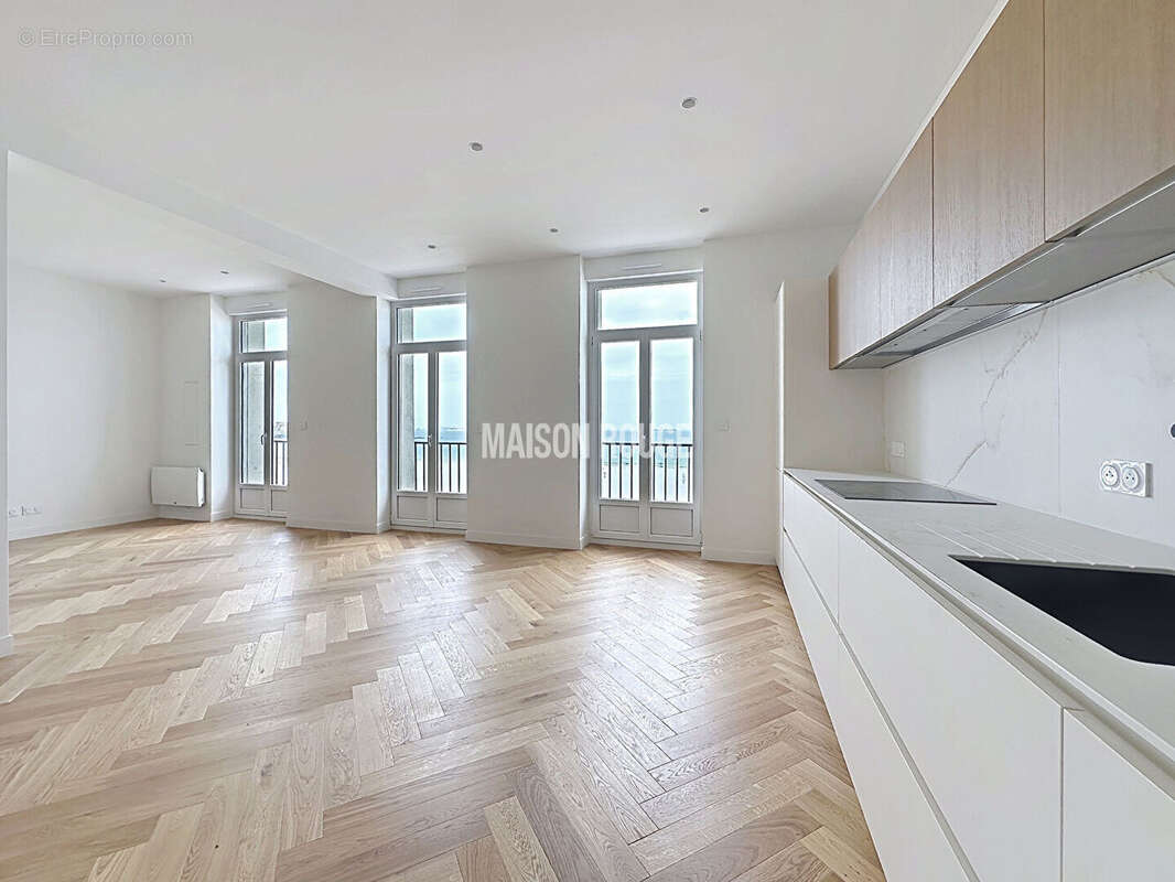 Appartement d'exception - 98 m² - Front de mer sur le Sillon - Vue mer panoramique - photo 4