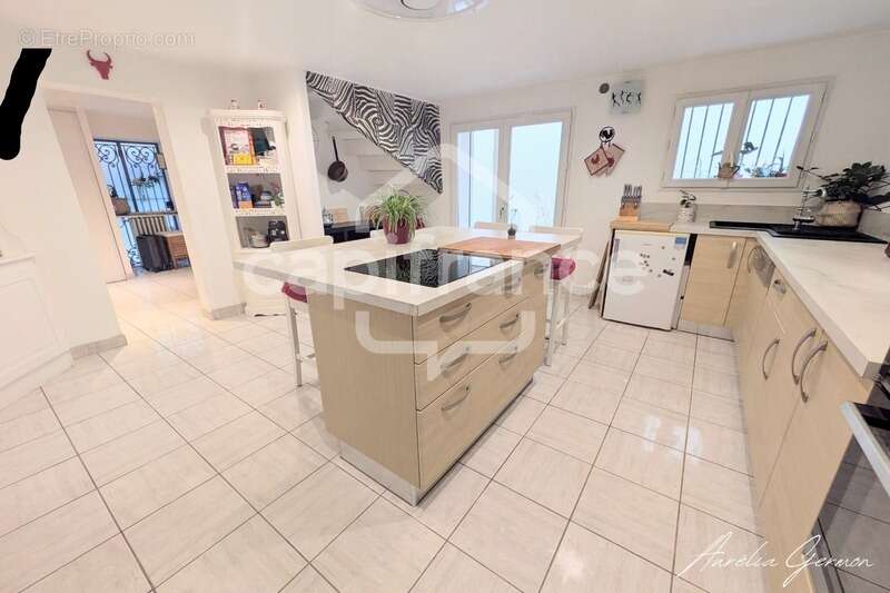 Maison à VILLENAVE-D&#039;ORNON