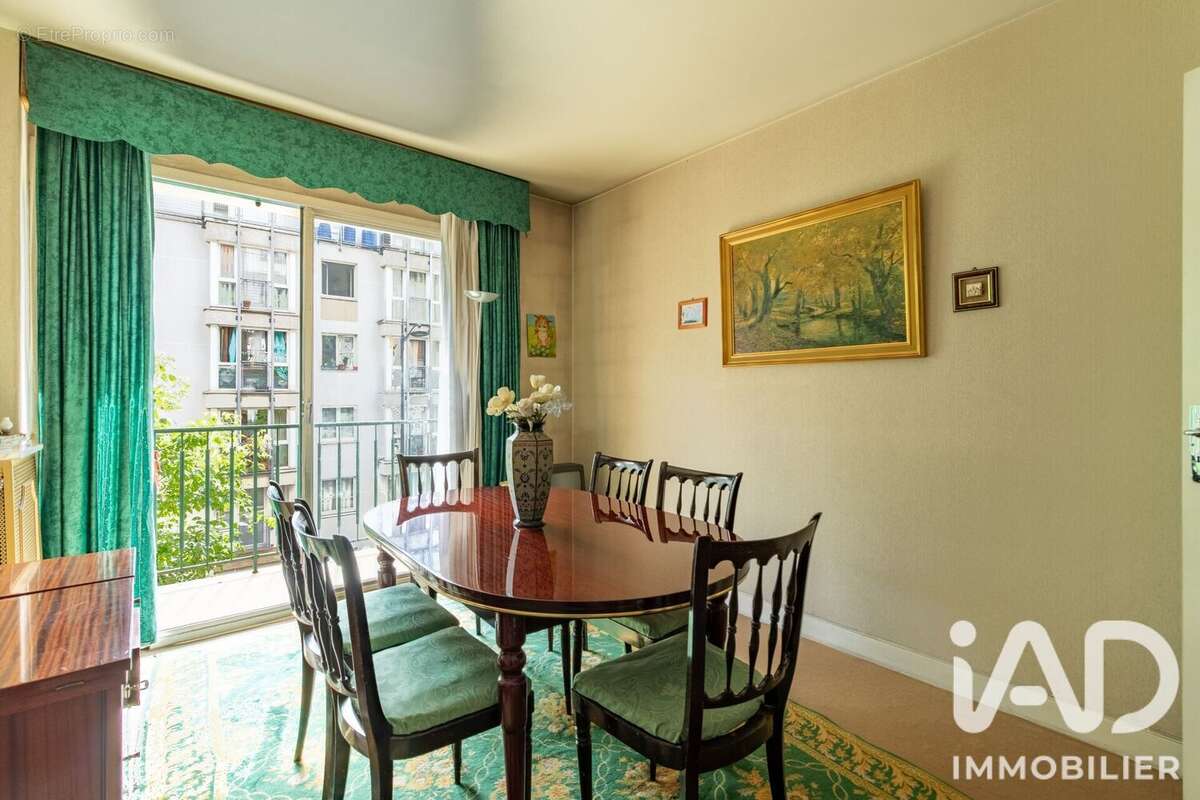 Photo 8 - Appartement à PARIS-12E