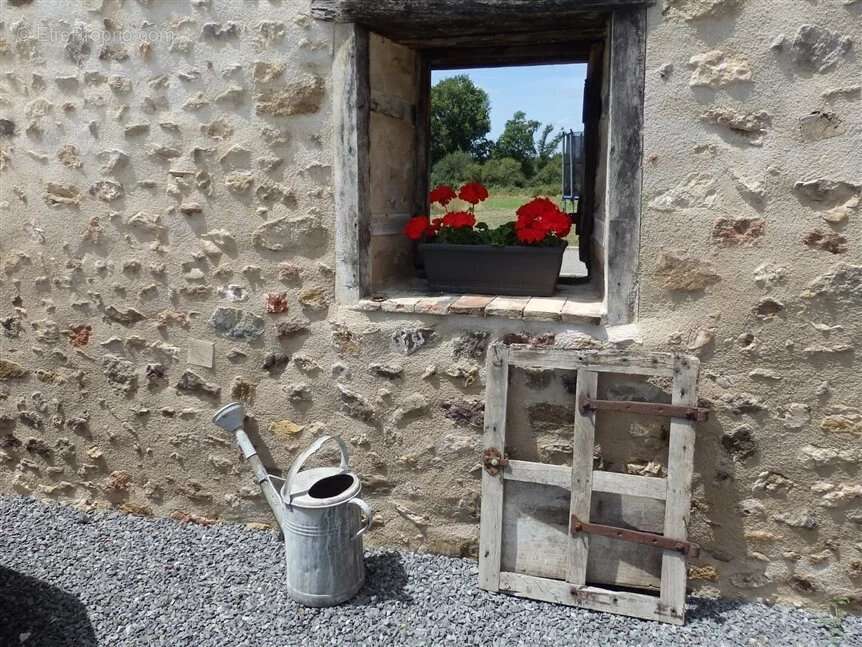 Maison à MONTMORILLON