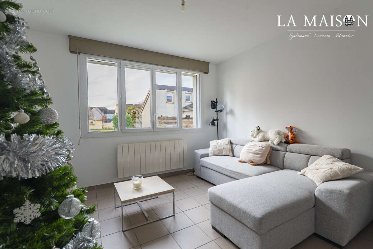 Appartement à GENLIS