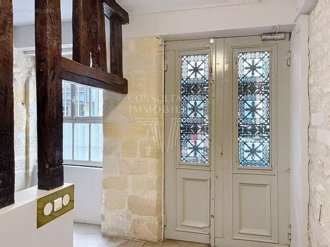 Appartement à PARIS-7E