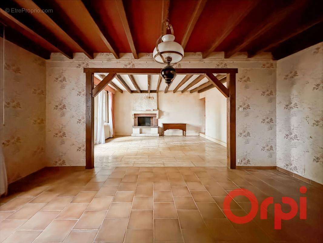 Maison à GERMIGNY-L'EXEMPT