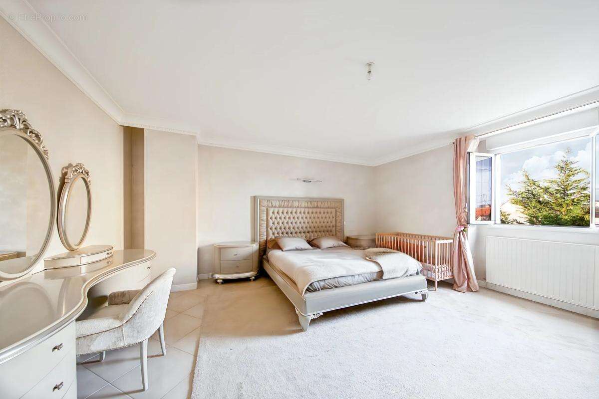 Maison à VILLEMOMBLE