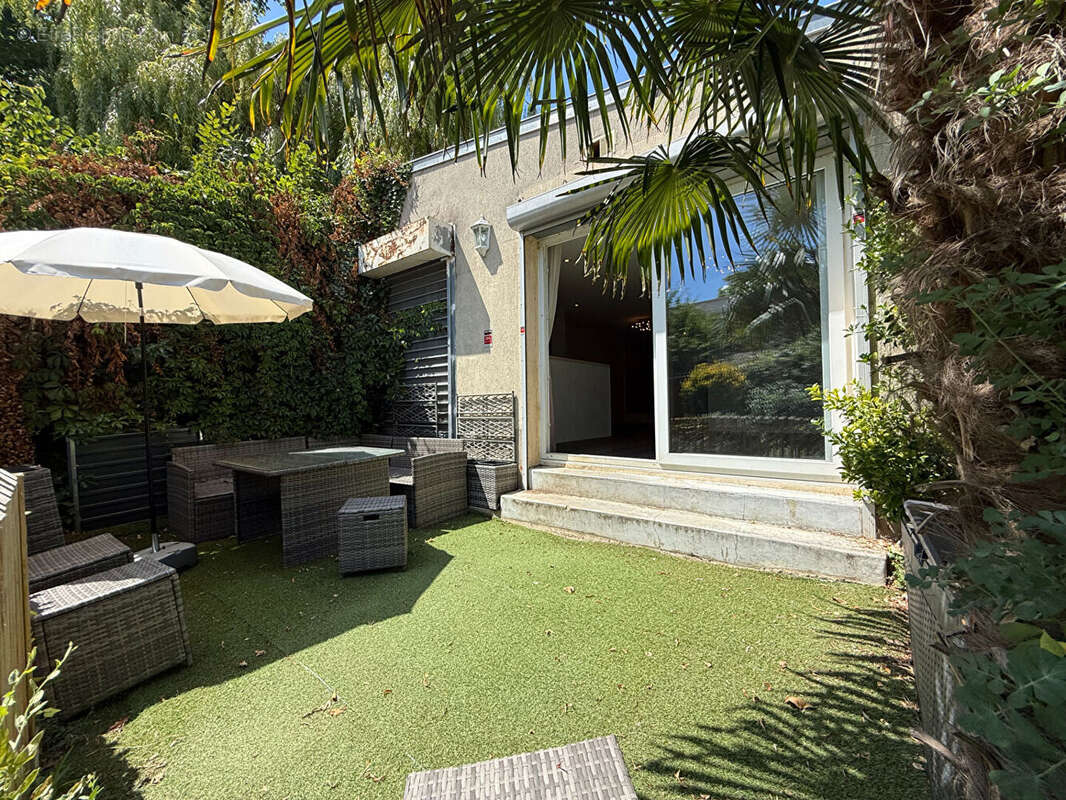 Villejuif  Maison 5 pièces avec jardin - photo 12