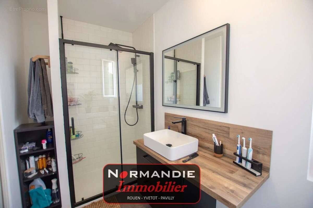 Maison à LE PETIT-QUEVILLY