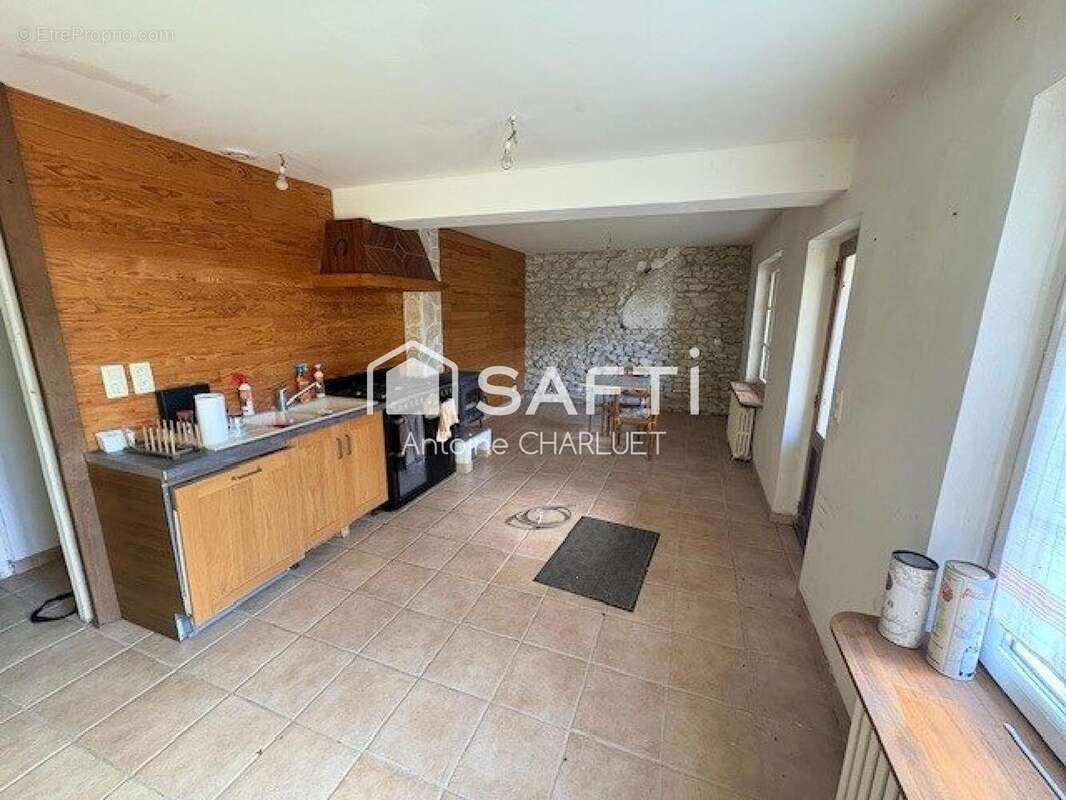 Photo 3 - Maison à CLION