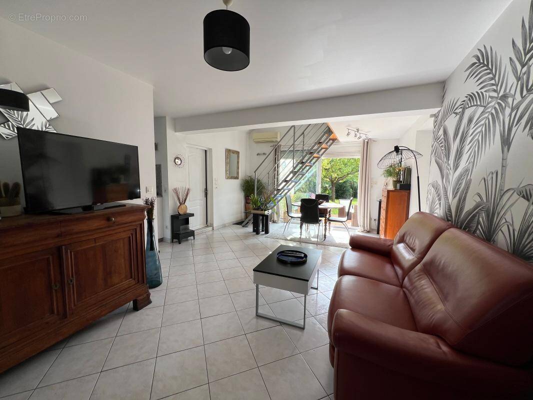 Maison à FERRIERES-EN-BRIE