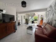 Maison à FERRIERES-EN-BRIE