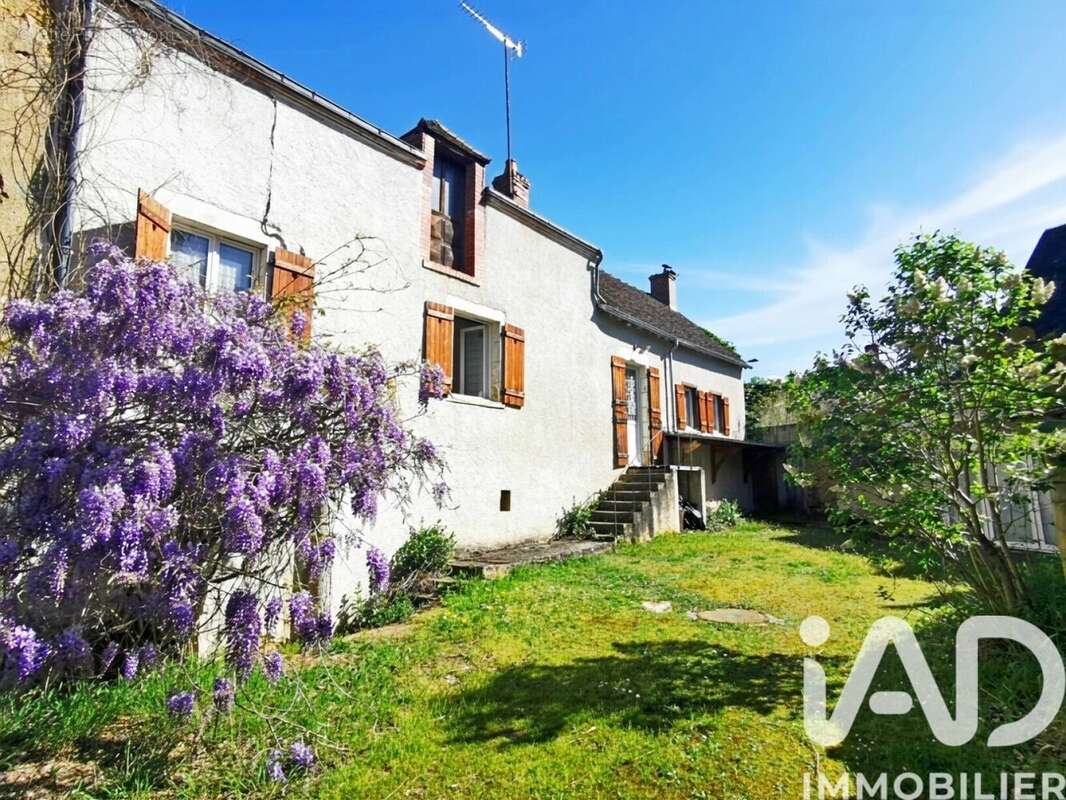 Photo 2 - Maison à MONTGIVRAY