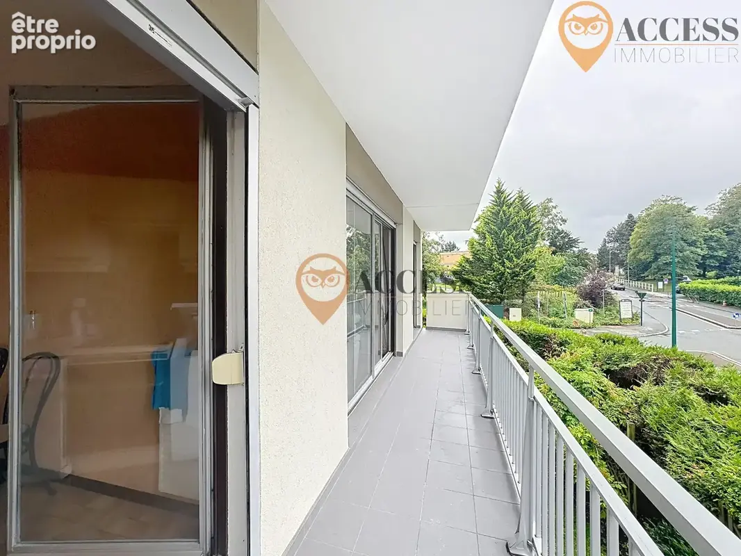 MARGENCY - Appartement avec cave, balcon et parking - photo 9