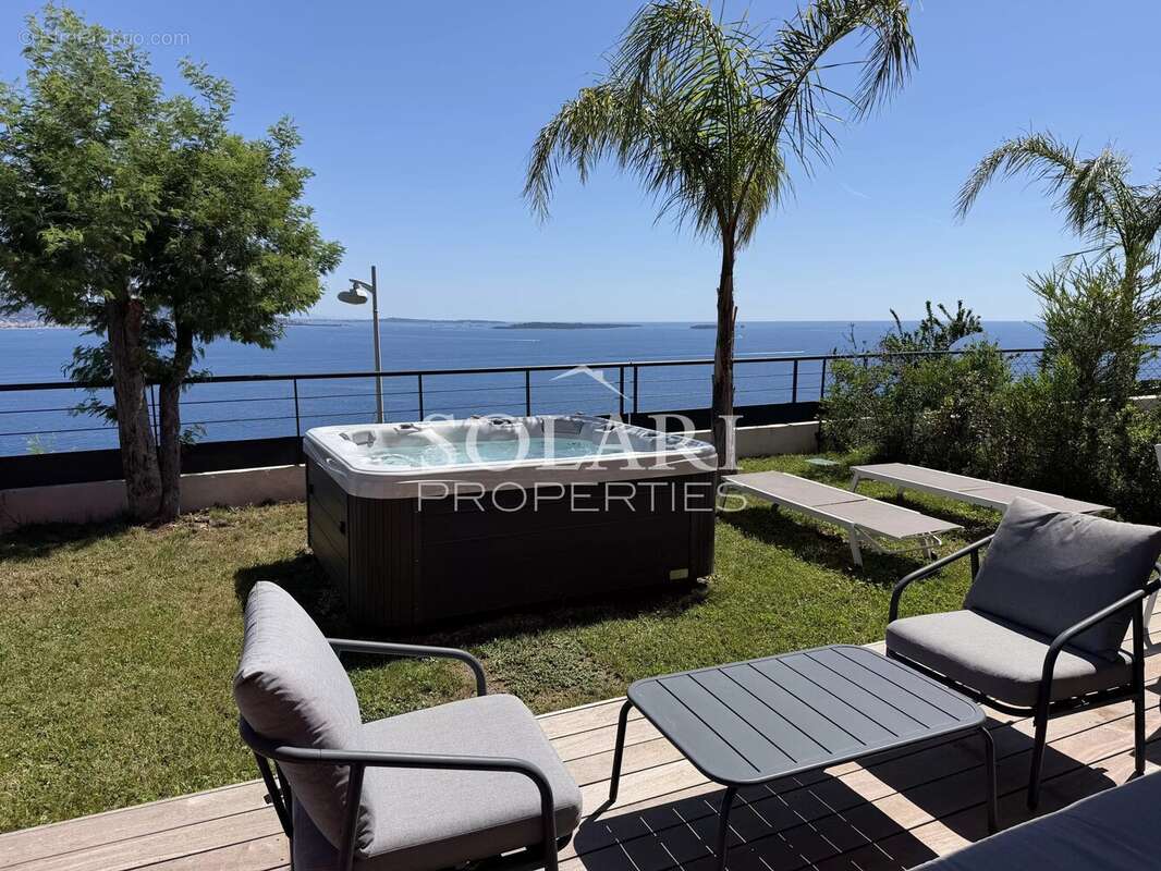 Appartement à THEOULE-SUR-MER