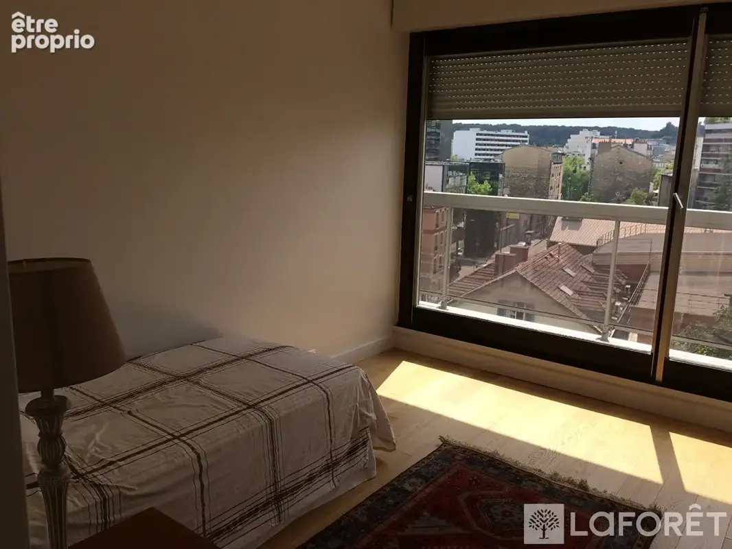 Exclusivité Laforêt : Superbe appartement 4 pièces avec balcon et parking à Boulogne Billancourt - photo 10