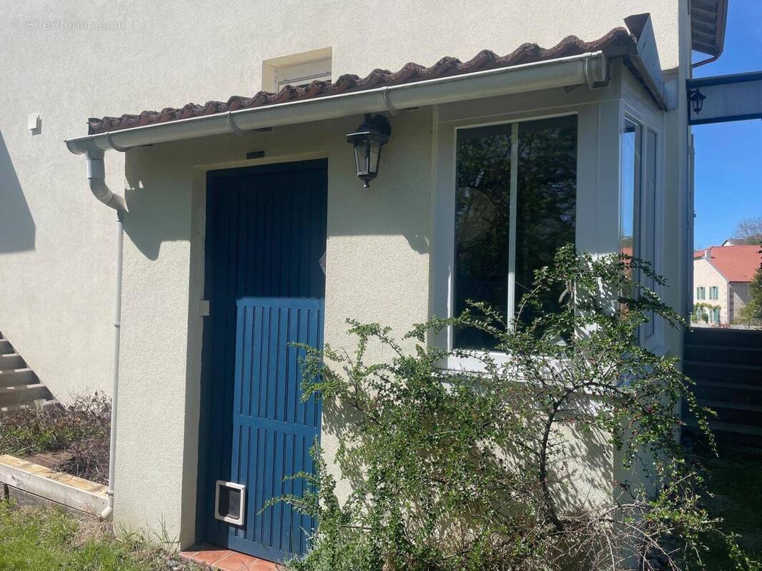 Photo 1 - Maison à UZEMAIN