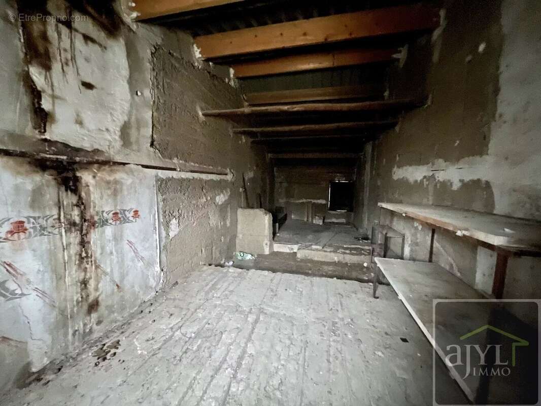 Appartement à CHARLEVAL