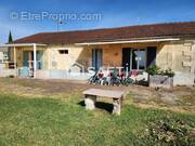 Photo 1 - Maison à MONTLIEU-LA-GARDE