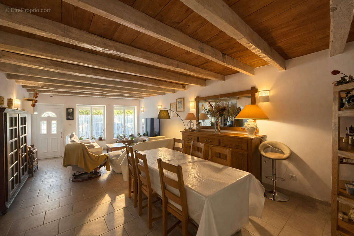 Maison à SAINT-PIERRE-DE-BOEUF