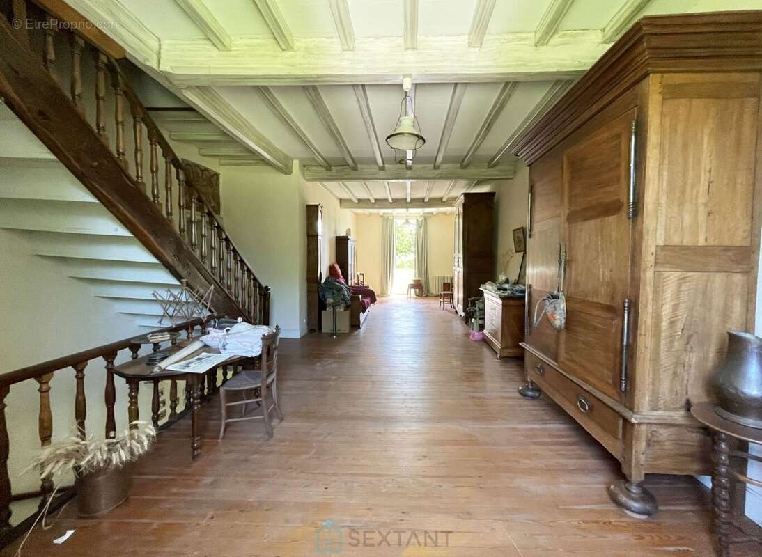 Maison à BARBEZIEUX-SAINT-HILAIRE