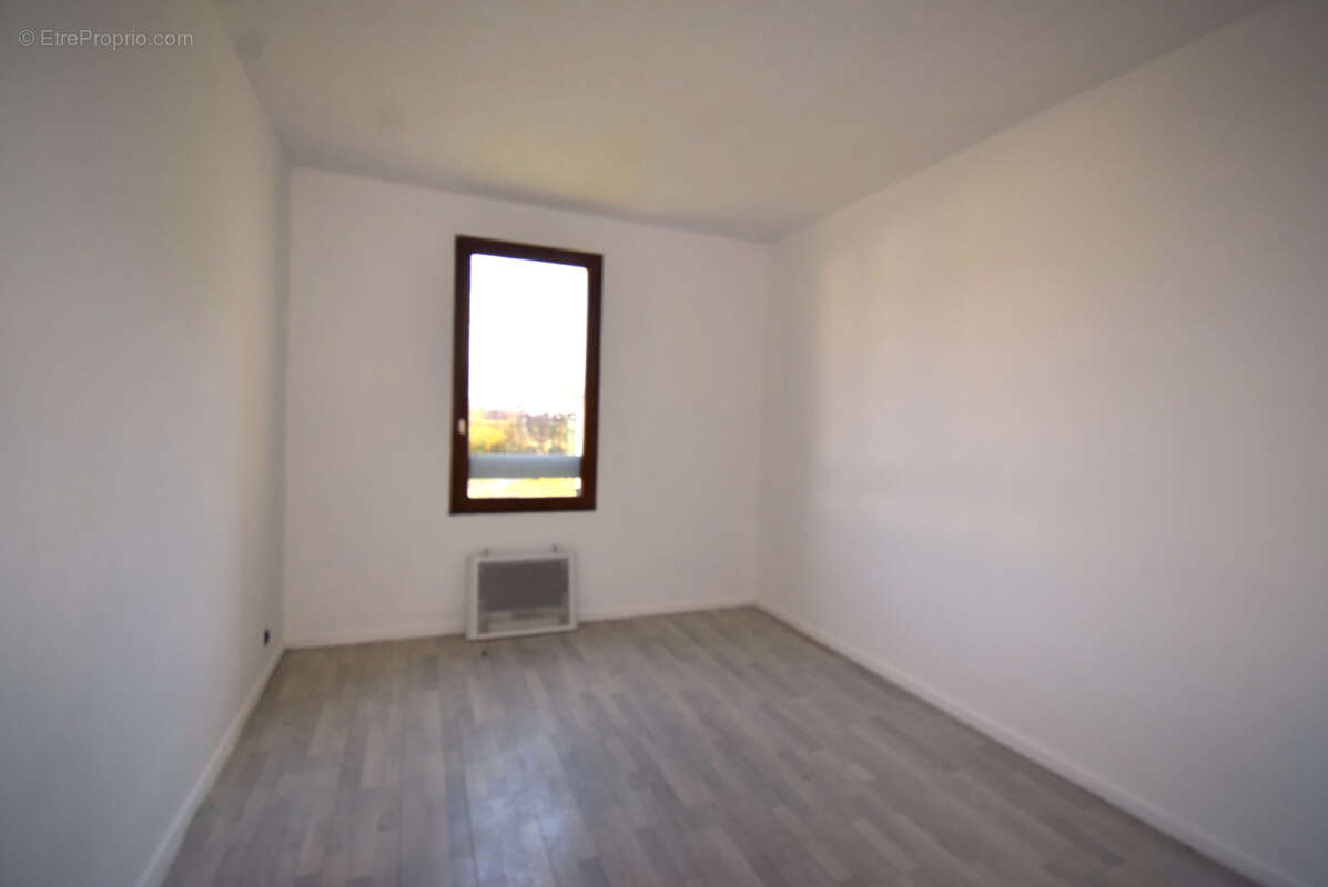 Appartement à CULOZ