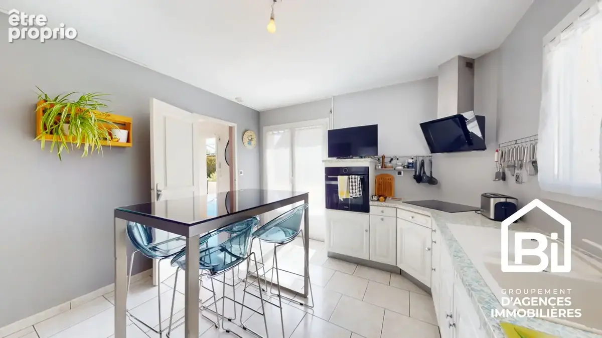 Maison individuelle - 6 pièces - 145 m2 - Frénouville - photo 9