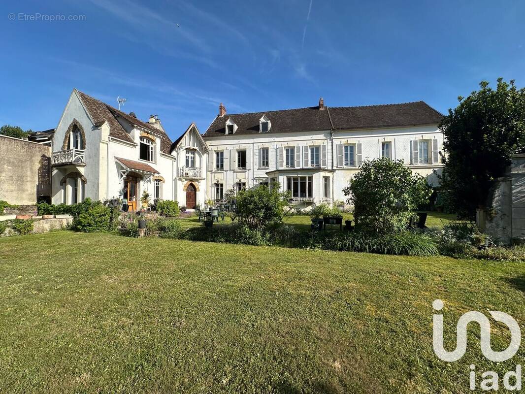 Photo 1 - Maison à GERMIGNY-L'EVEQUE