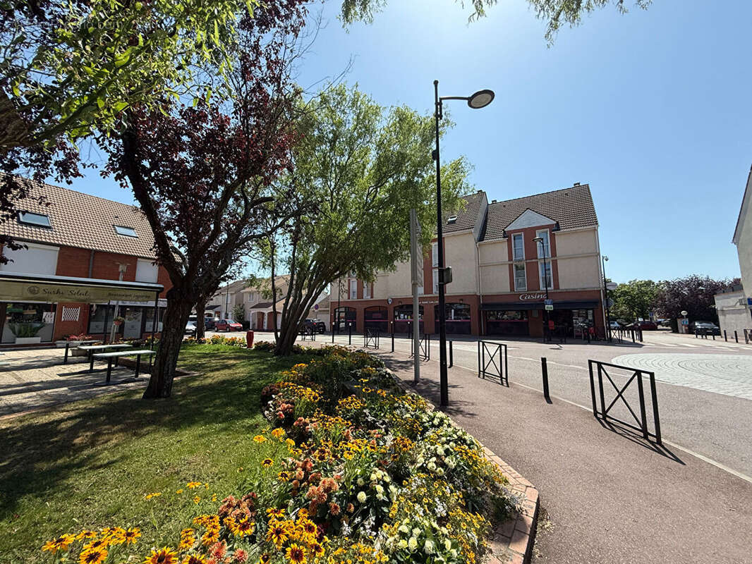 Appartement à MONTIGNY-LE-BRETONNEUX