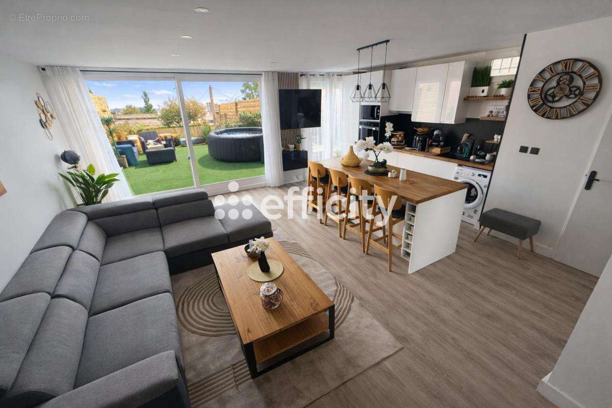 Appartement à TAVERNY