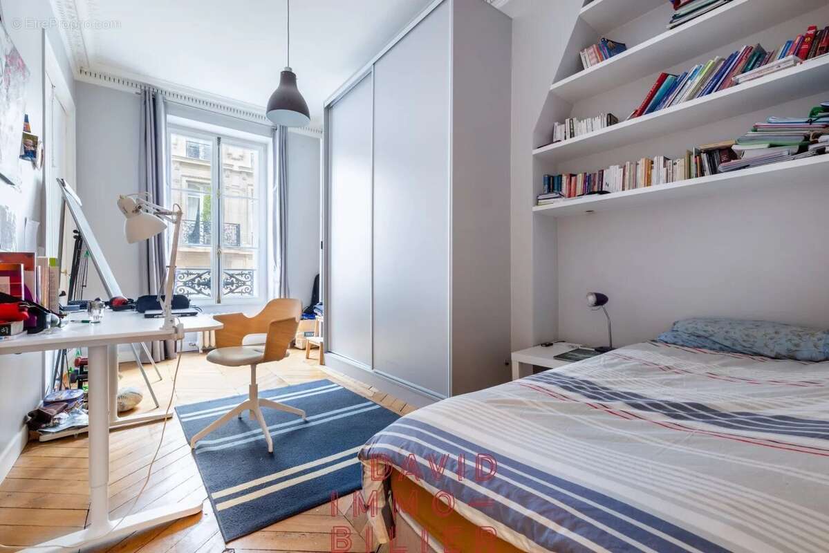 Appartement à PARIS-9E
