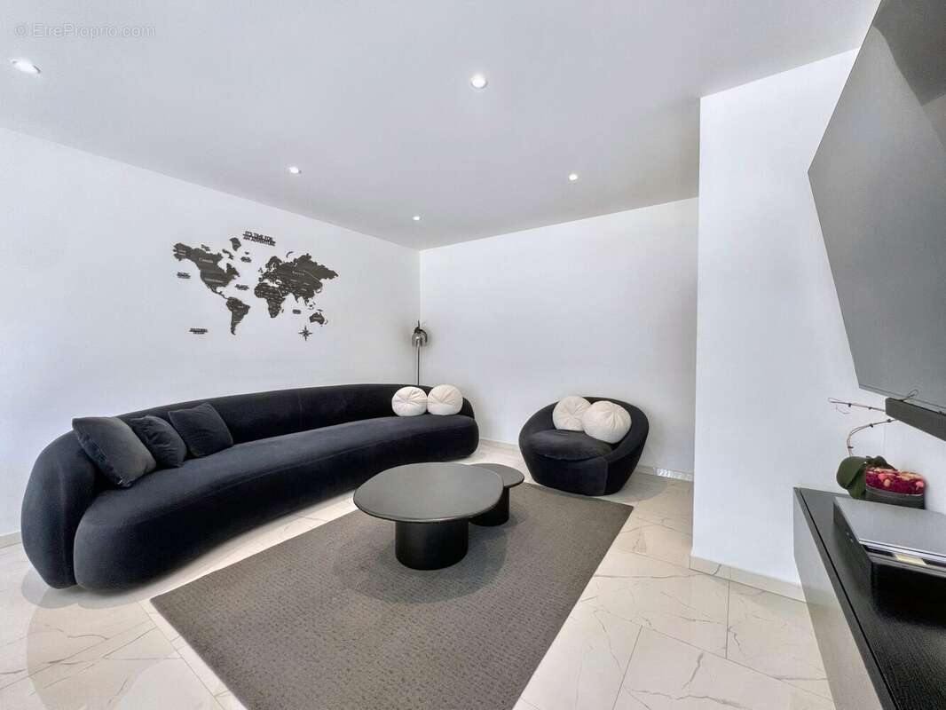 Maison à VERN-SUR-SEICHE