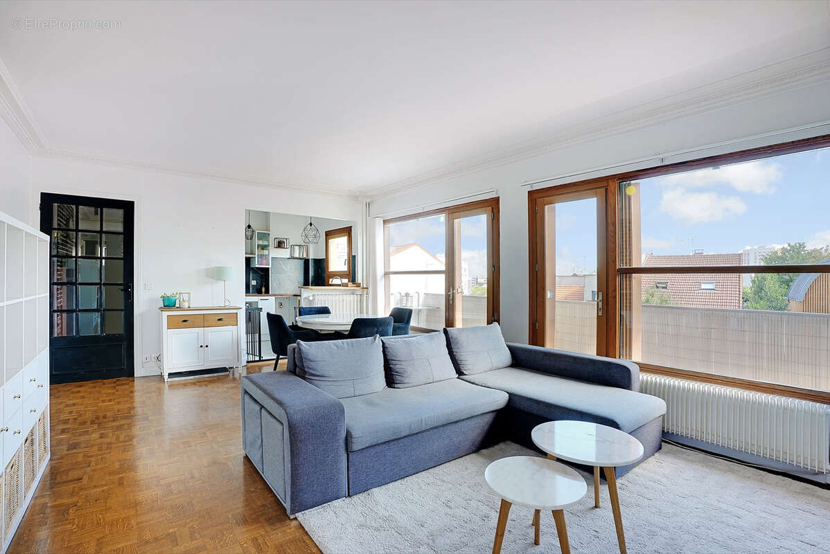 Appartement à NANTERRE