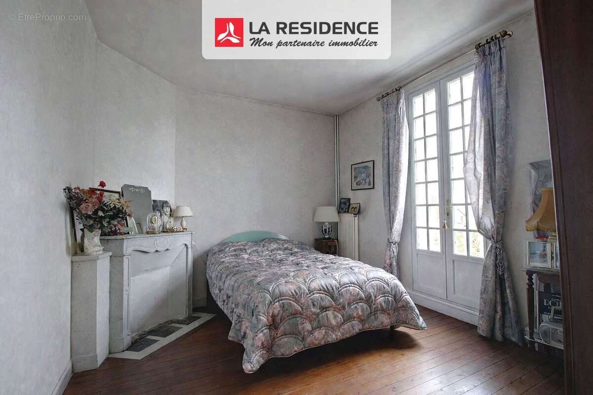 Maison à SAINT-ETIENNE-DU-ROUVRAY