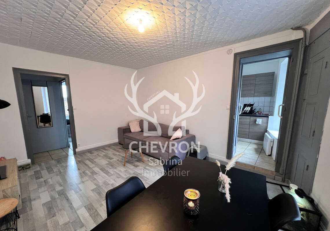 Appartement à CHARLEVILLE-MEZIERES