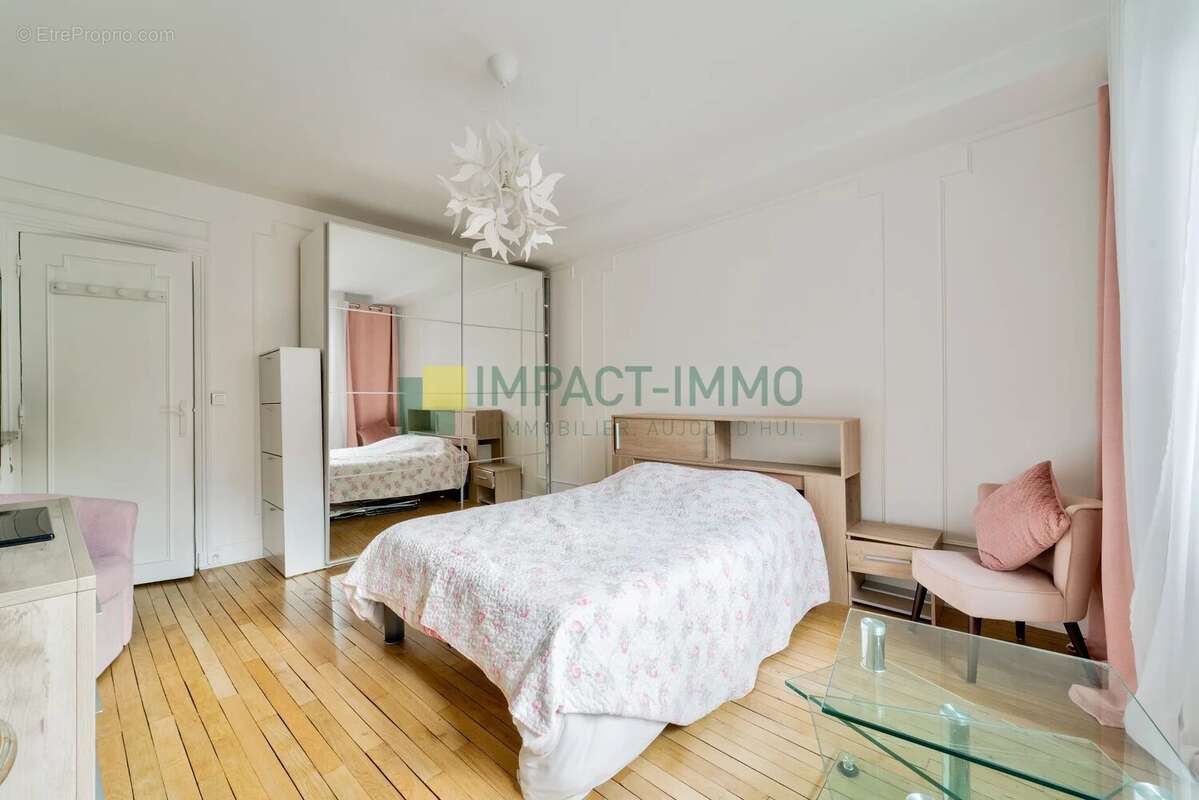 Appartement à COLOMBES