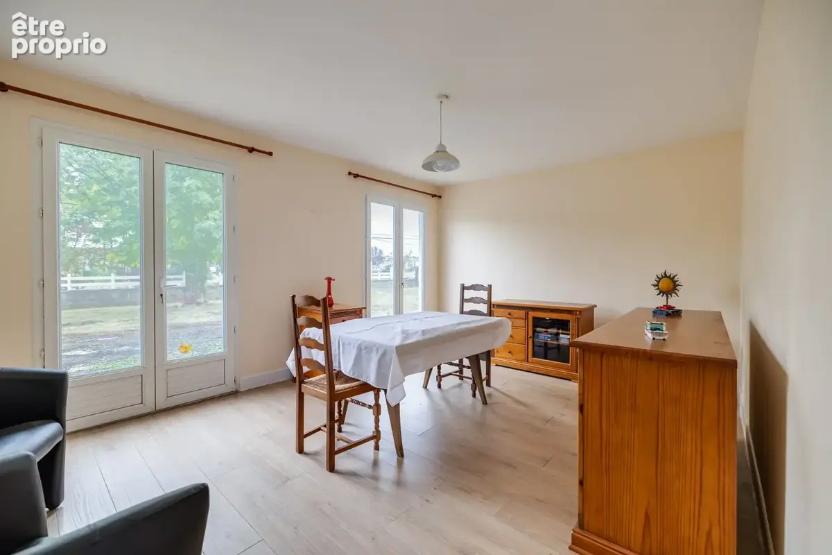 Maison de plain-pied, 5 chambres à Nercillac ( à 6mn de Cognac ), 192 m2, DPE A, terrain 2 580 m2 - photo 12