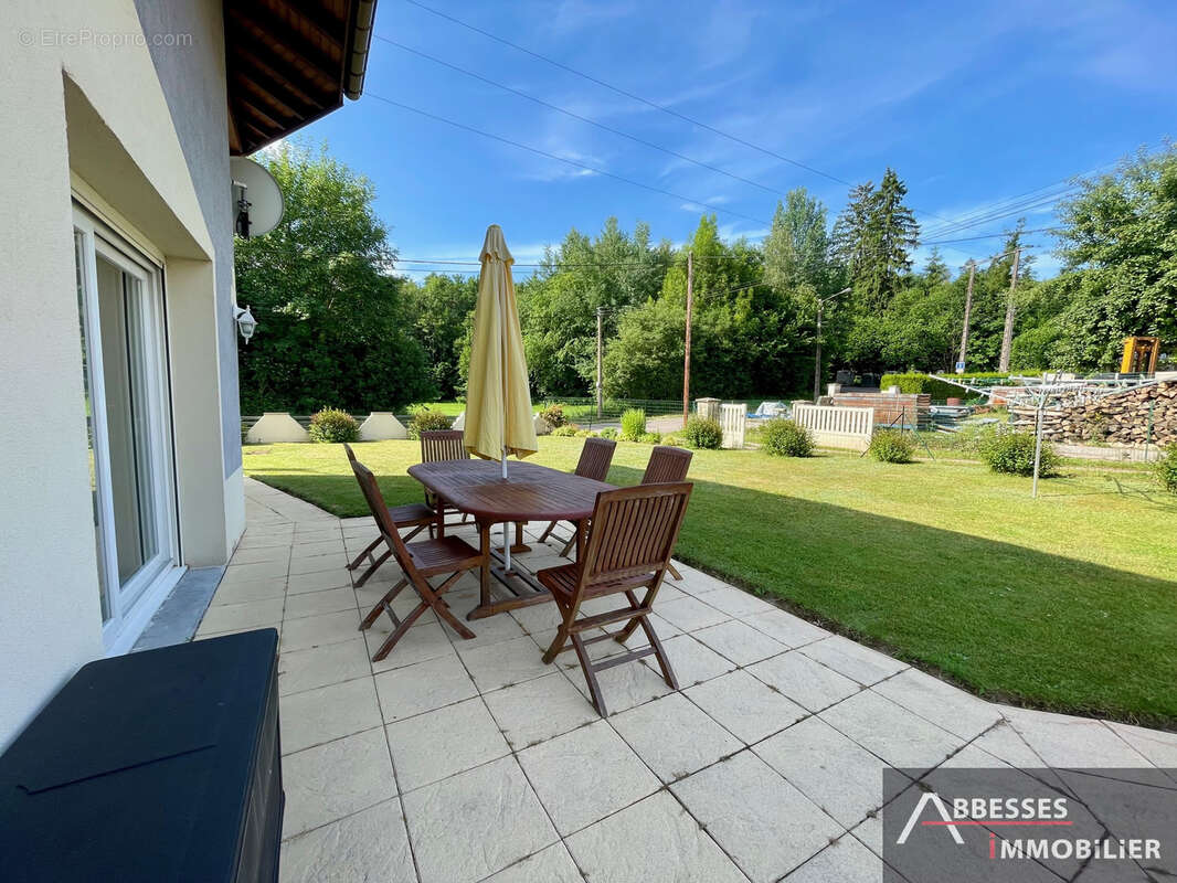LE SYNDICAT : Pavillon de type F5 habitable de plain pied - photo 2