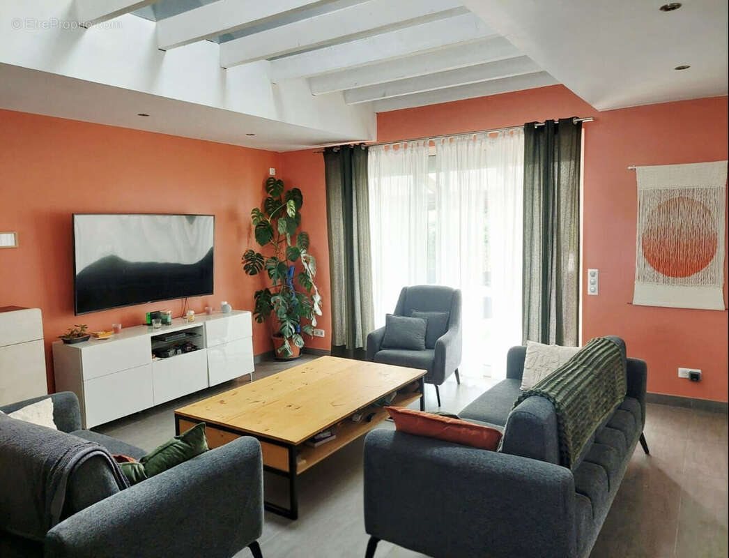 Maison à BELLOY-EN-FRANCE
