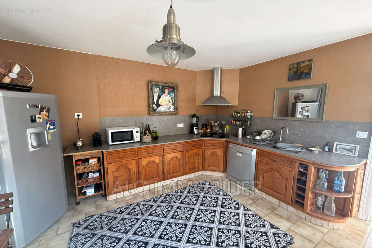 Maison à MAUVES-SUR-HUISNE