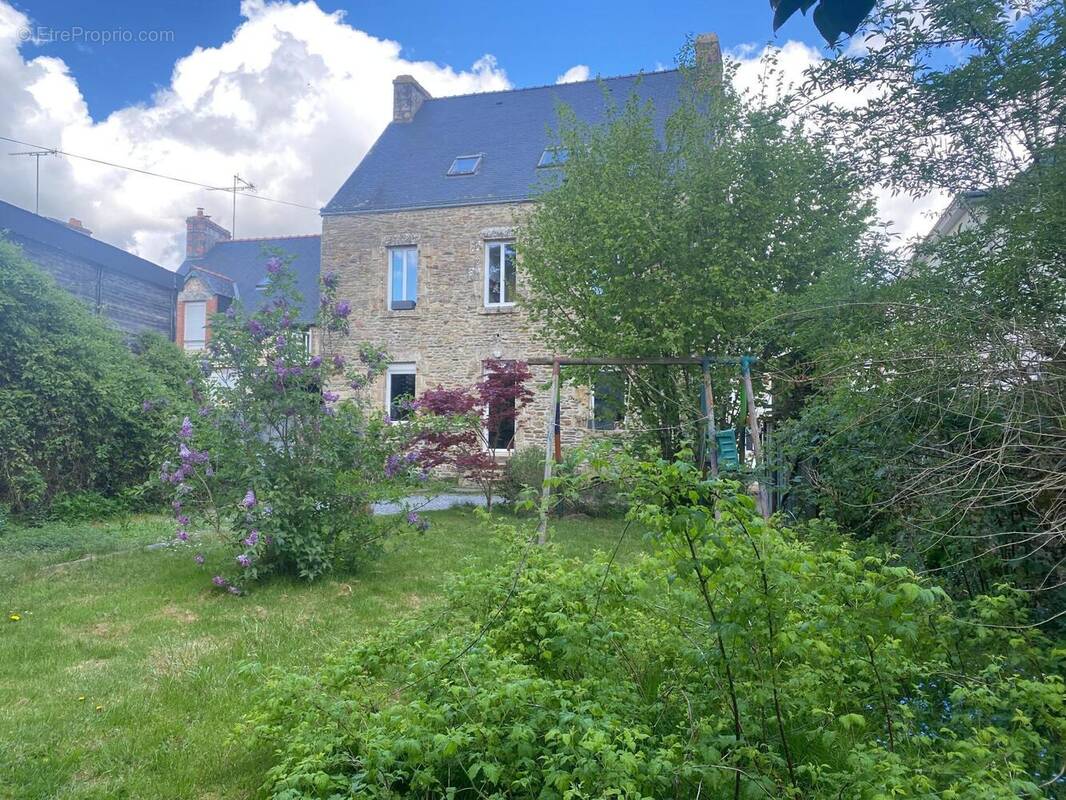 Photo 1 - Maison à QUESTEMBERT