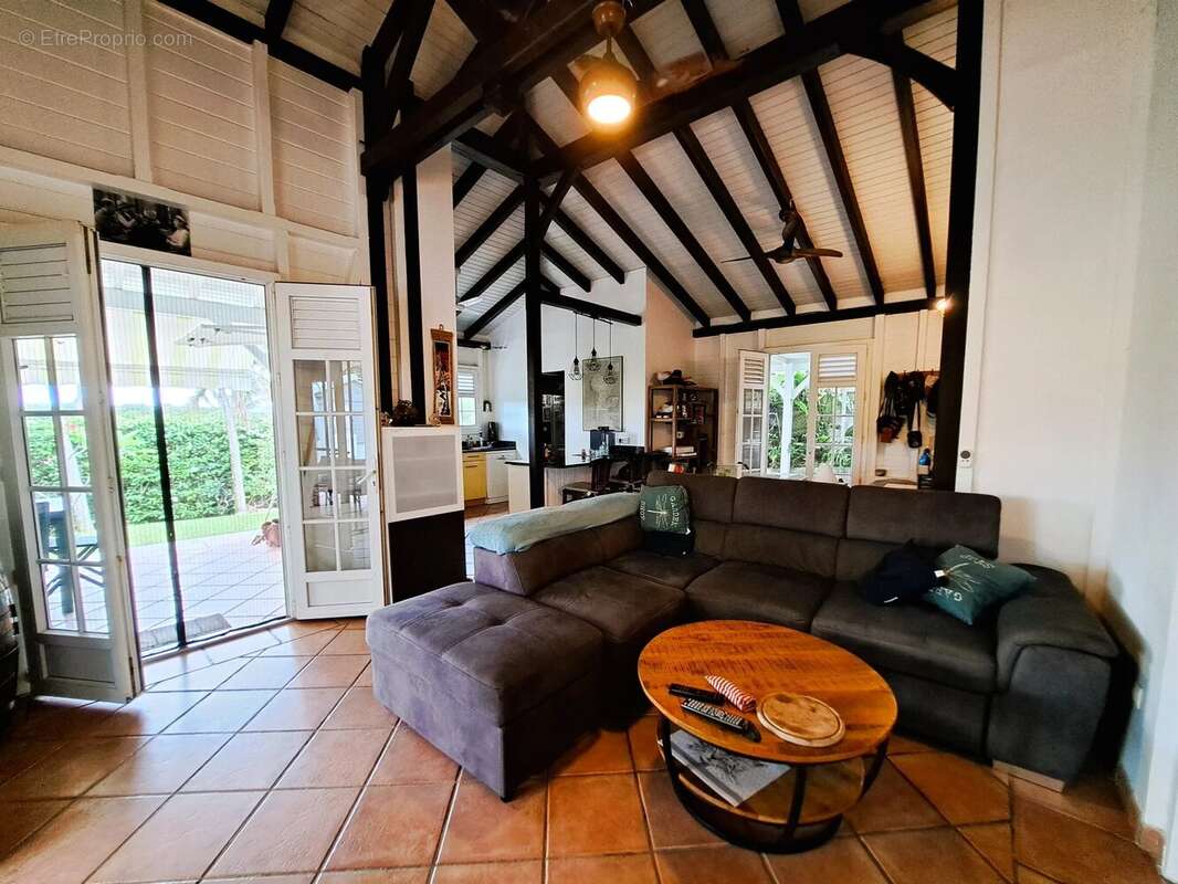 Maison à LE LAMENTIN