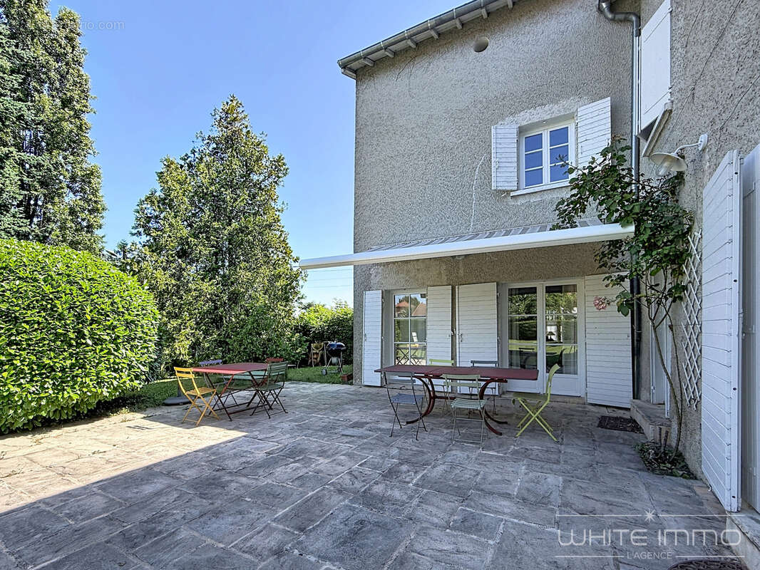 Maison à FRANCHEVILLE