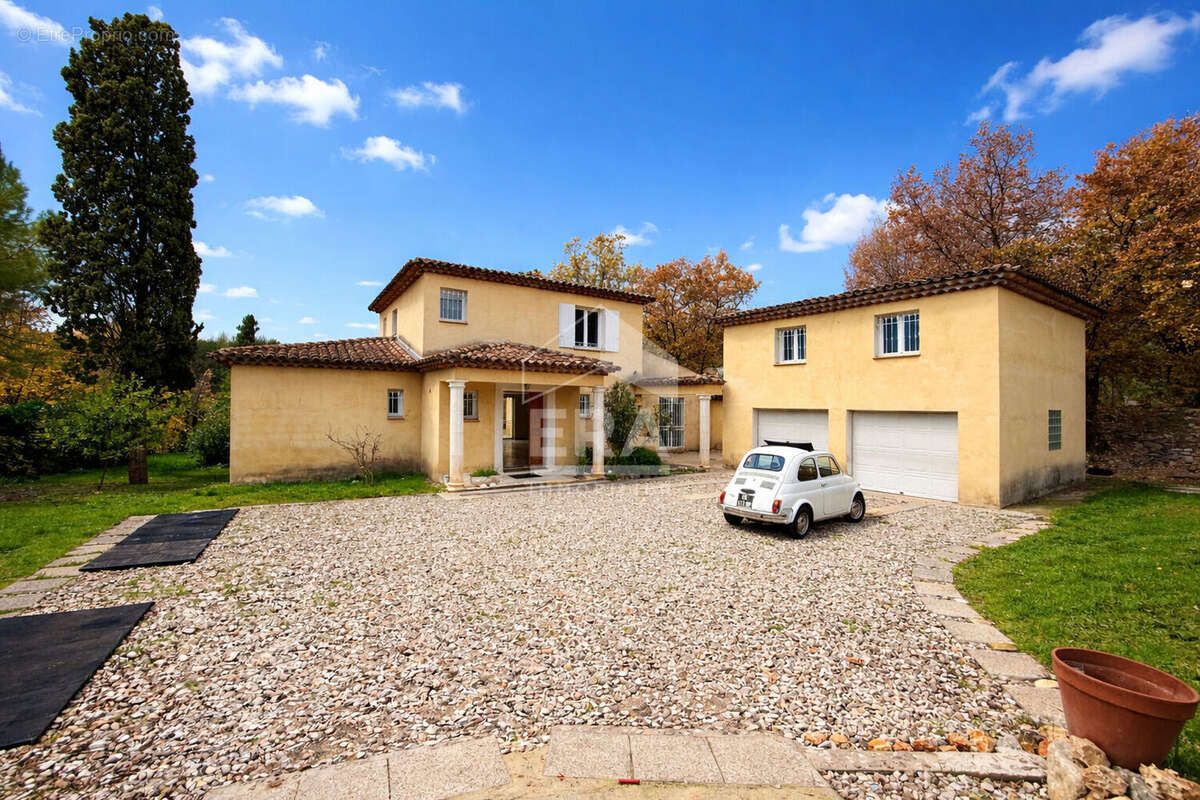 Maison à GRASSE