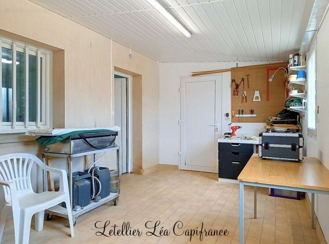 Maison à vendre 7 pièces SAINT GELAIS (79) - photo 18