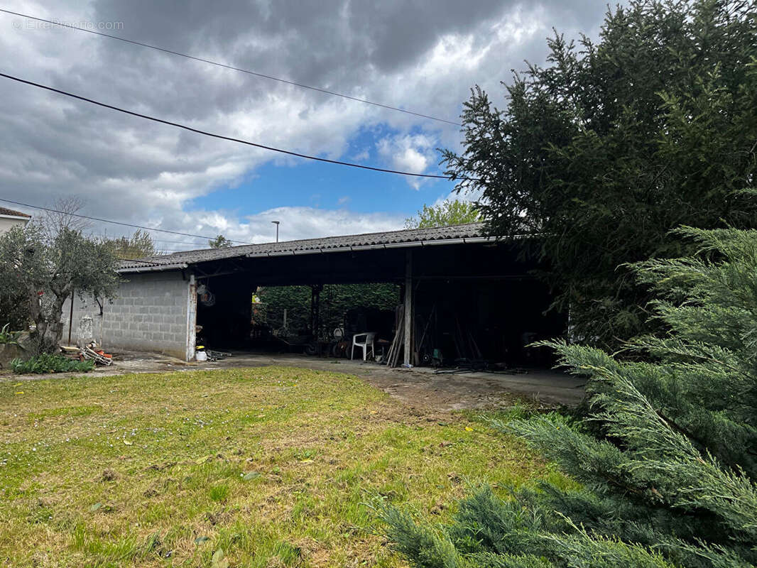 Maison à VILLENEUVE-LES-BOULOC
