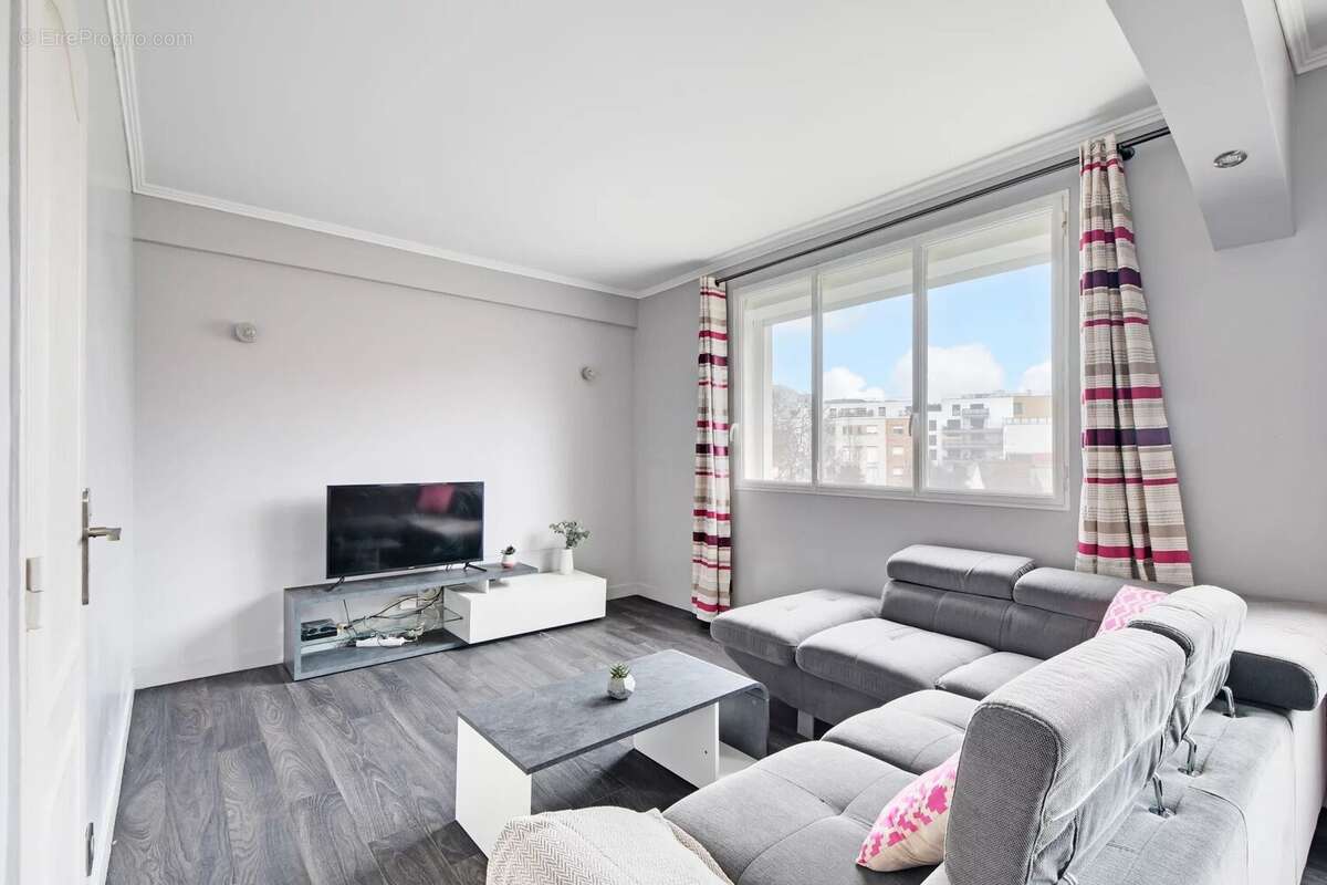 Appartement à COLOMBES