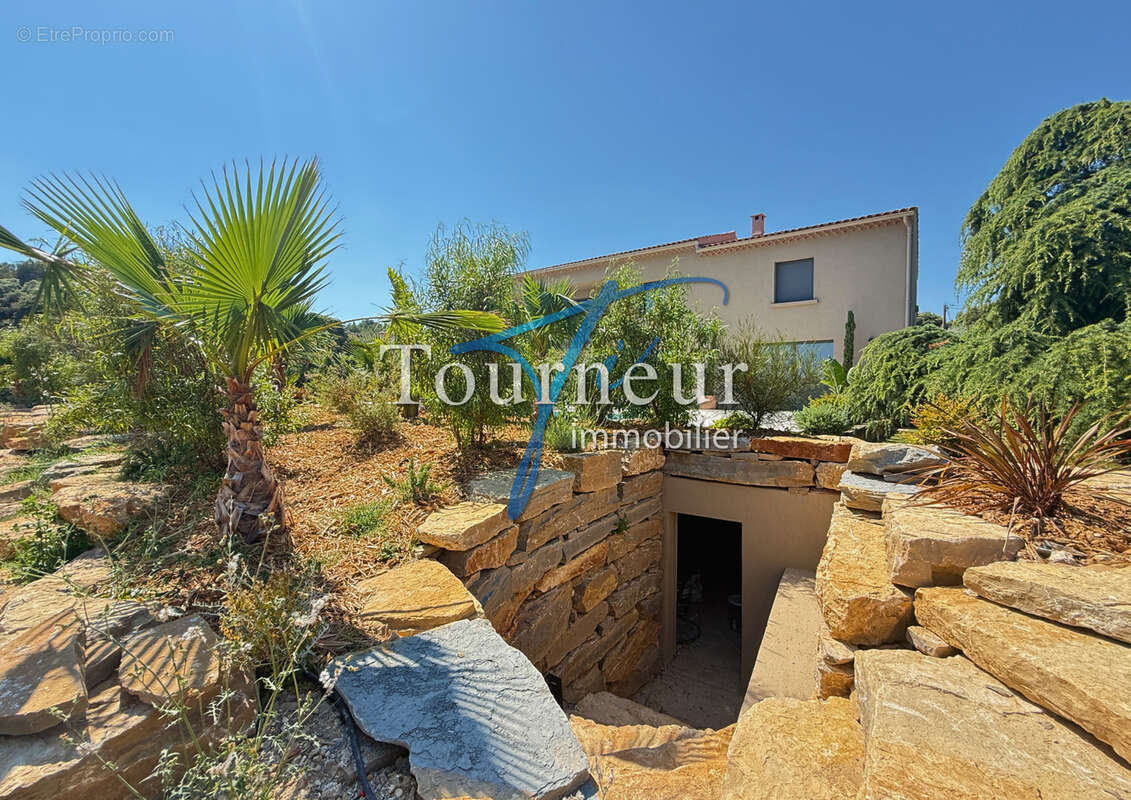 Maison à LA CADIERE-D'AZUR