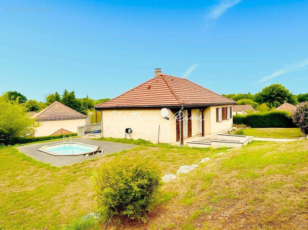 Maison à SAINT-SULPICE-LE-GUERETOIS