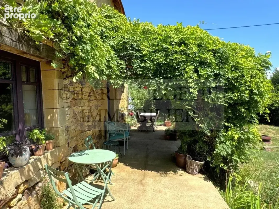 Ferme restaurée sur 1,4 ha de terrain - photo 5