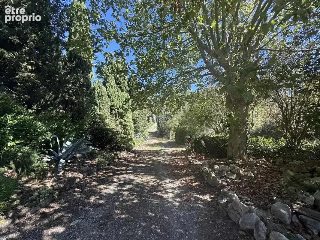 CARCASSONNE - Entièrement rénovée avec goût, 4.4 Ha de terrain et maison d'amis - photo 21